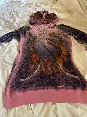 Vintage Y2K Butterfly dropout Pullover Hoodie. Size M